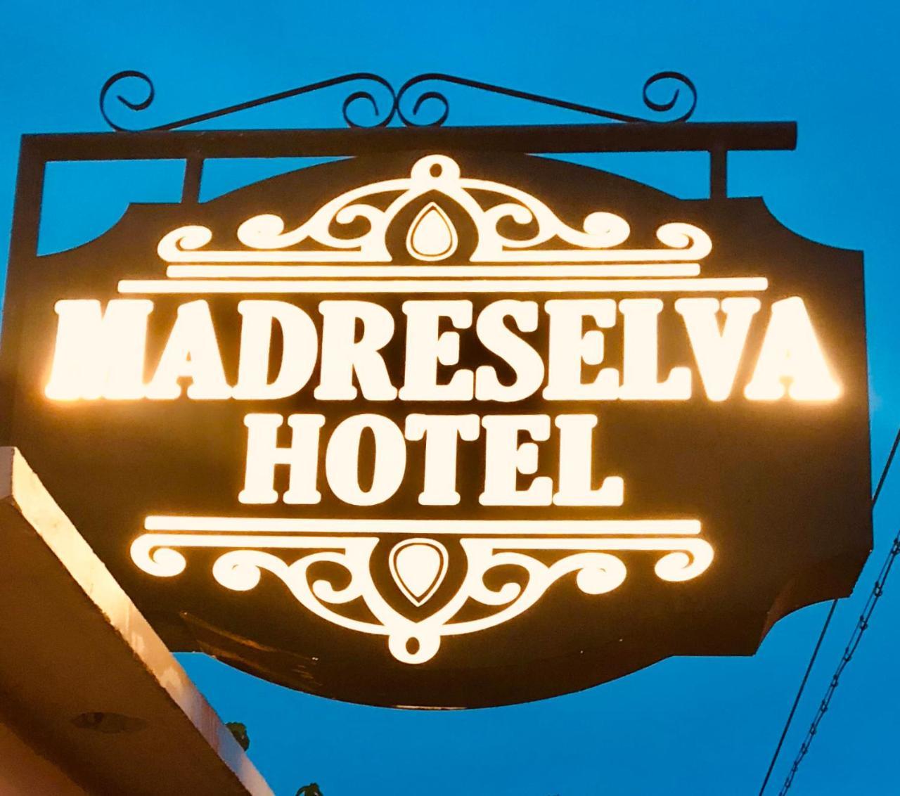 Hotel Madreselva Leticia Exterior foto